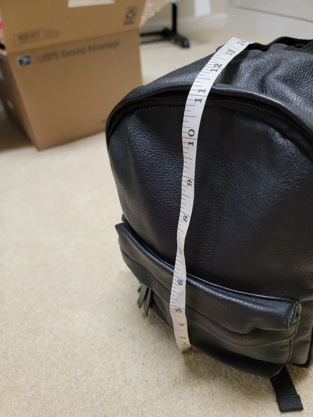 The Unbranded Brand compact black